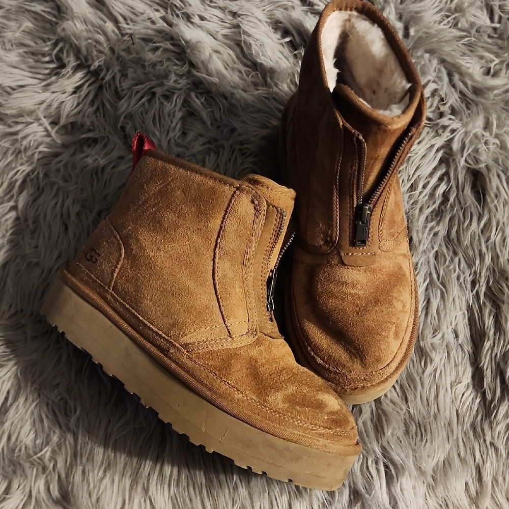 UGG Tan Winter Boots - Picture 2 of 8